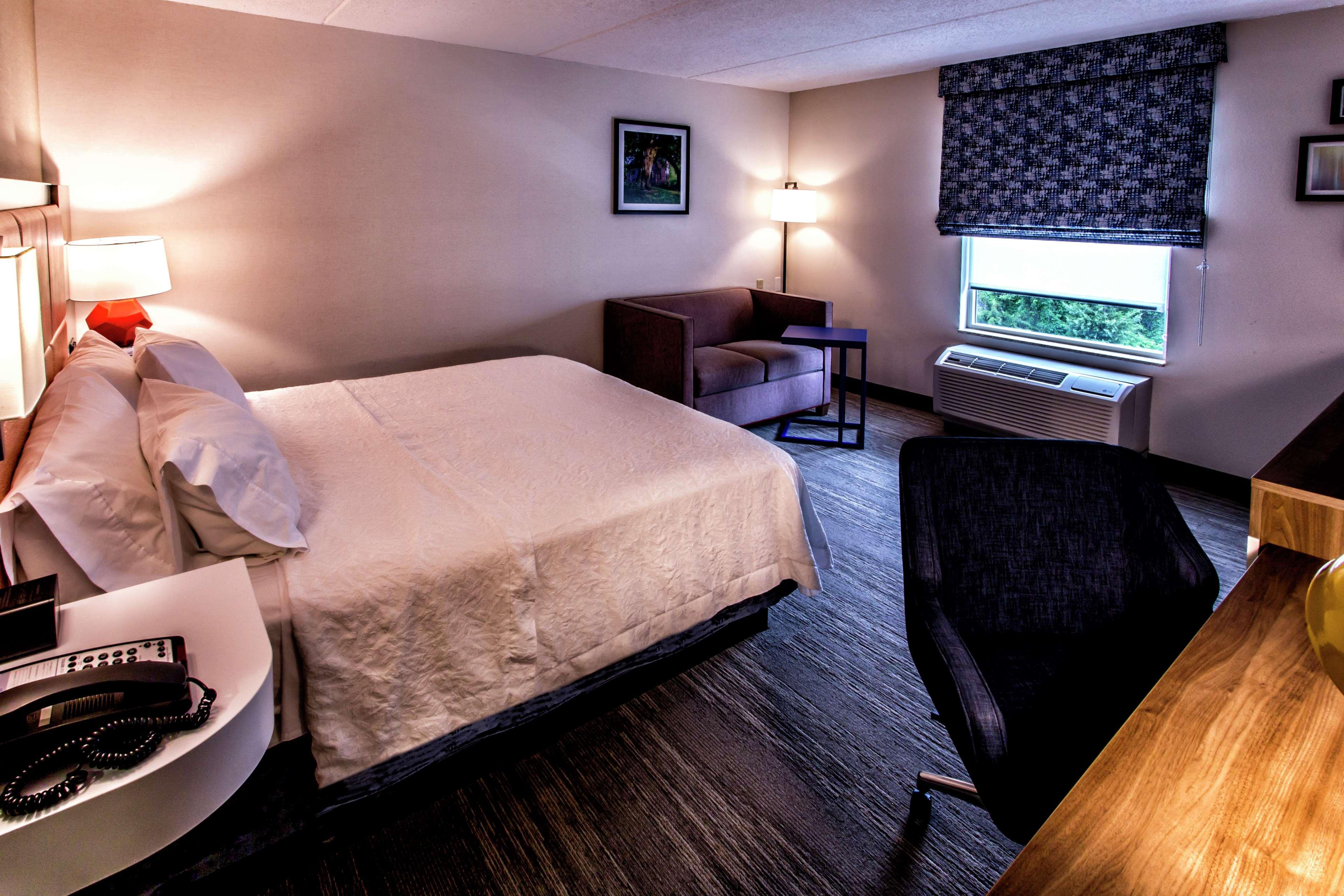 Hampton Inn & Suites Staten Island New York Exterior foto