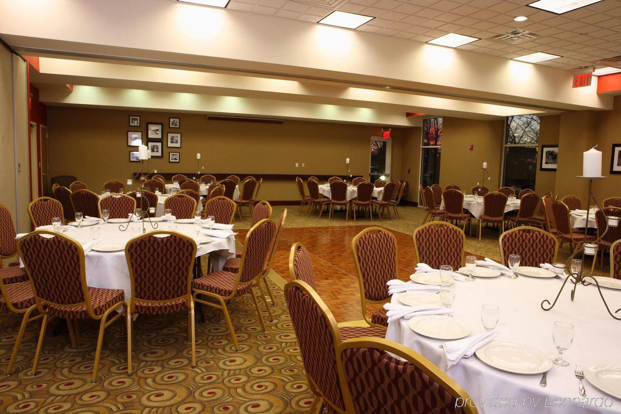 Hampton Inn & Suites Staten Island New York Restaurant foto